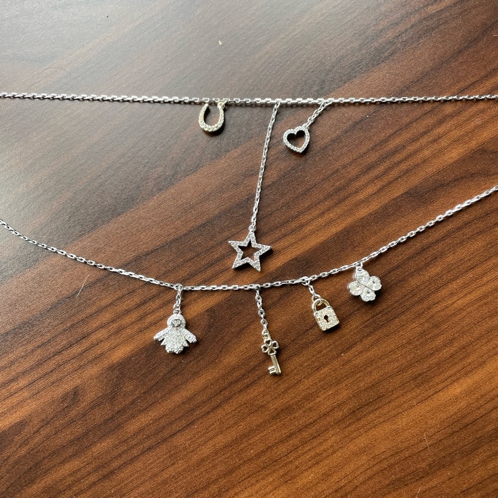 Swarovski 2 layer necklace-brand new no tag